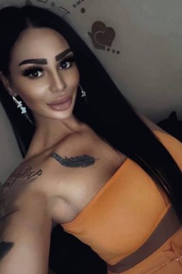 IRINA – £250|£300